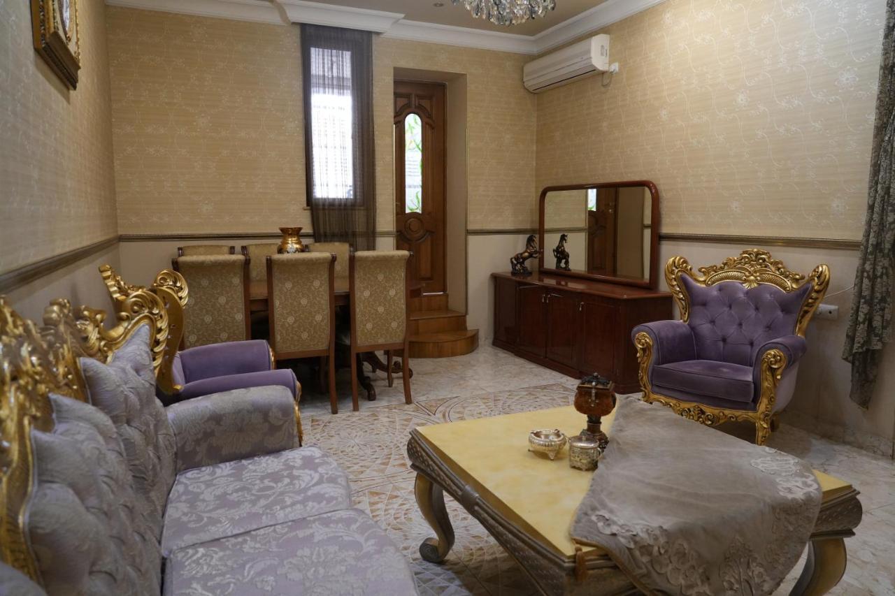 Ivan House Appartement Jerevan Buitenkant foto